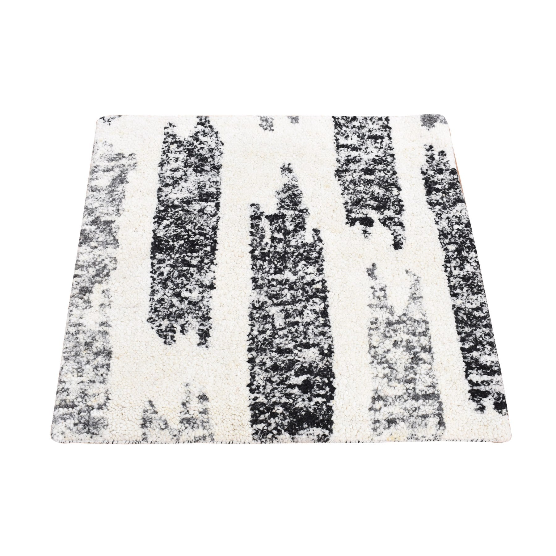 4 Ft &amp; Under  Rug