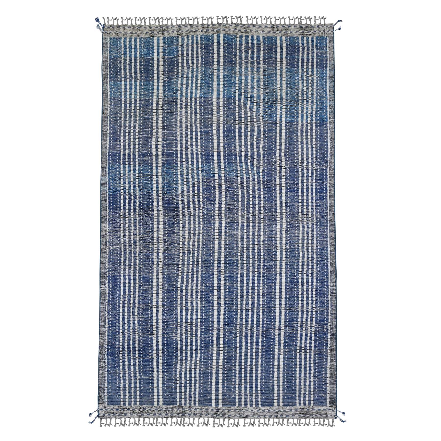 7X10  Rug