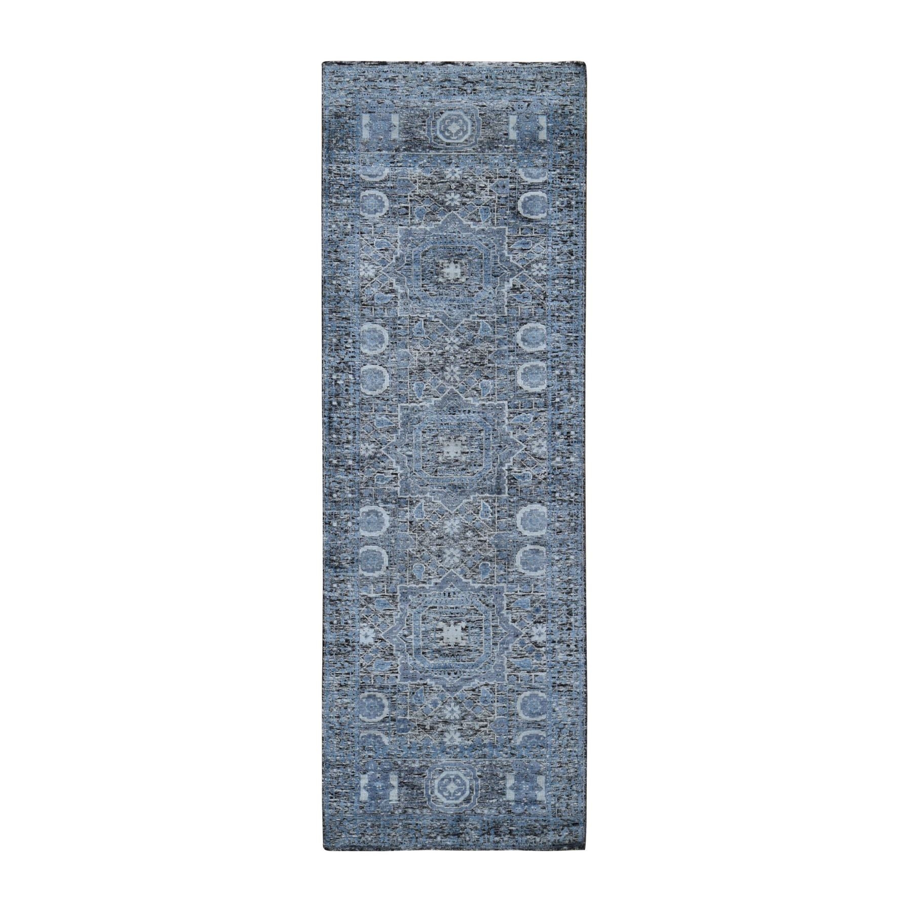 8 Ft  Rug