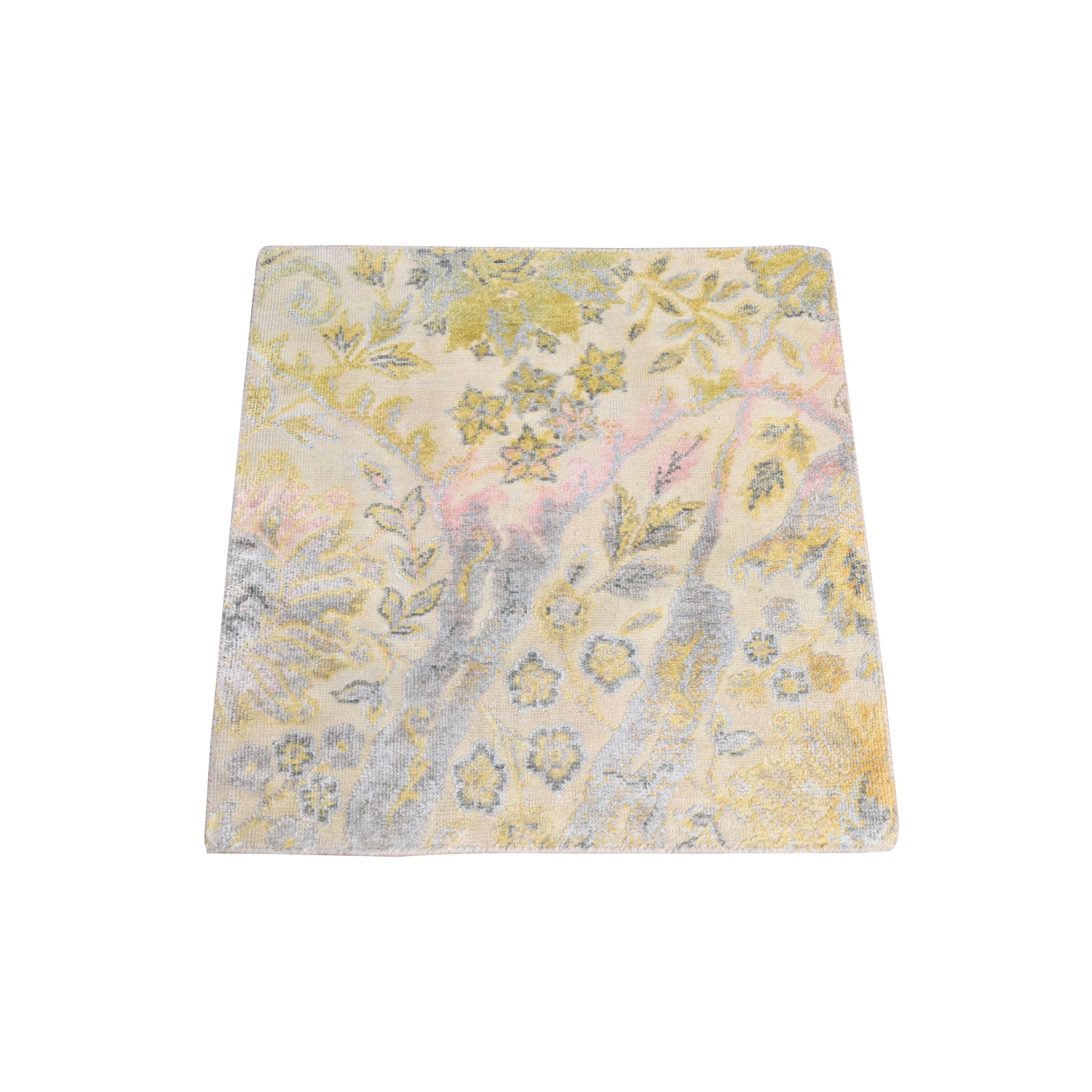 4 Ft &amp; Under  Rug