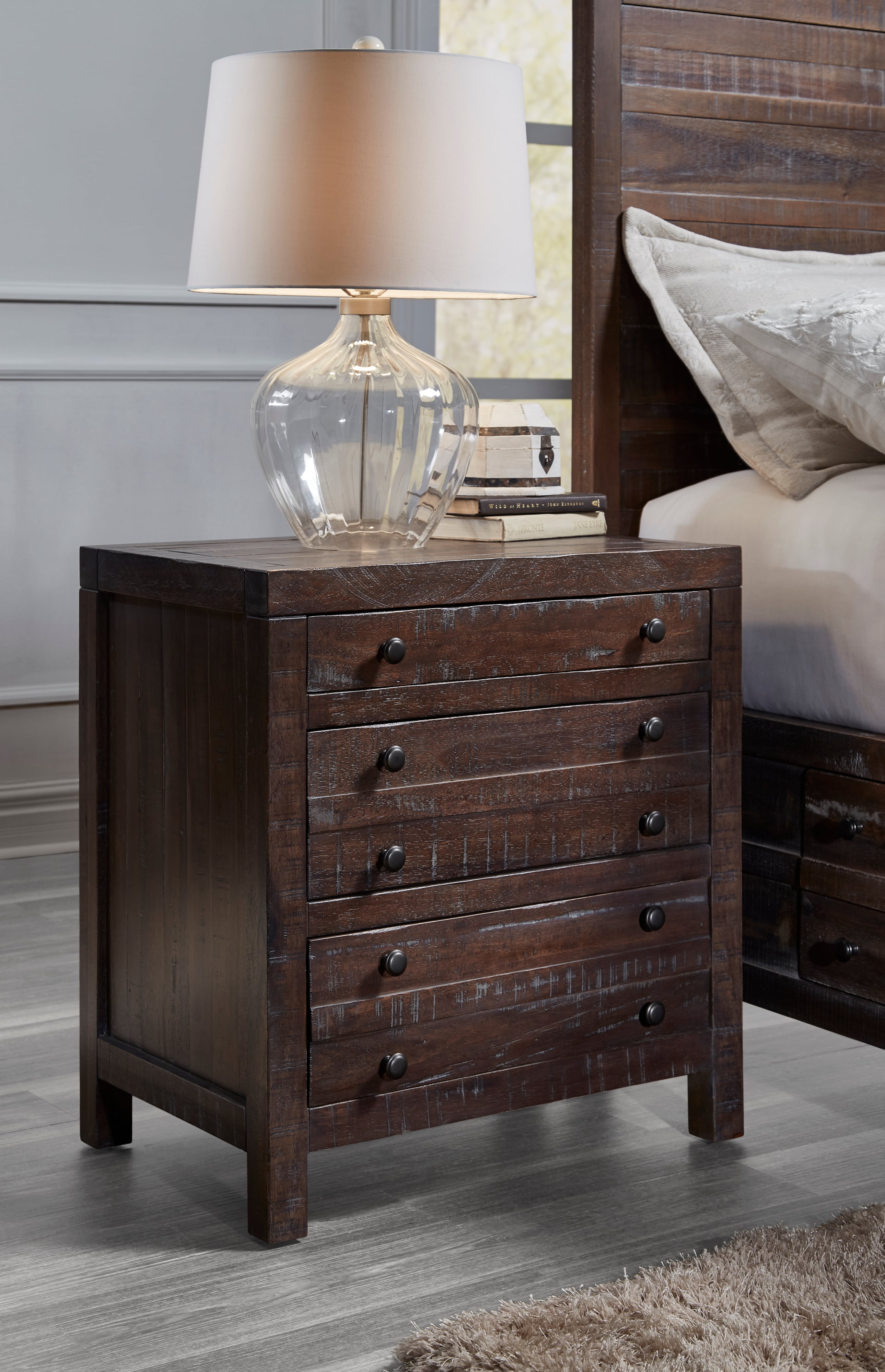 Townsend 3-Drawer Nightstand