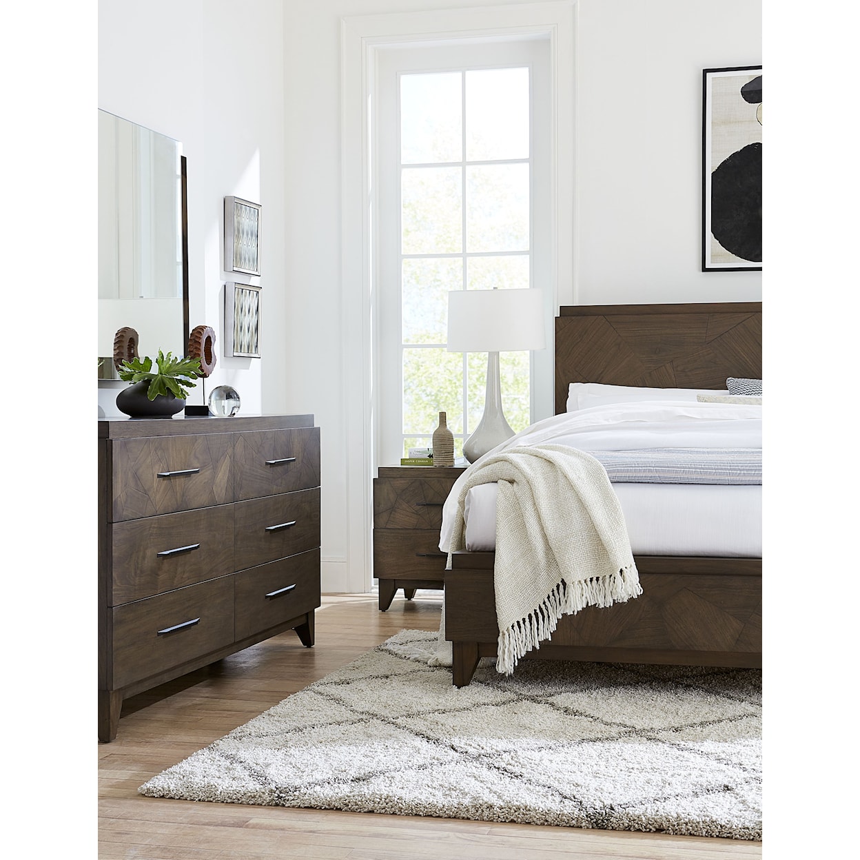 Modus International Broderick 6-Drawer Dresser