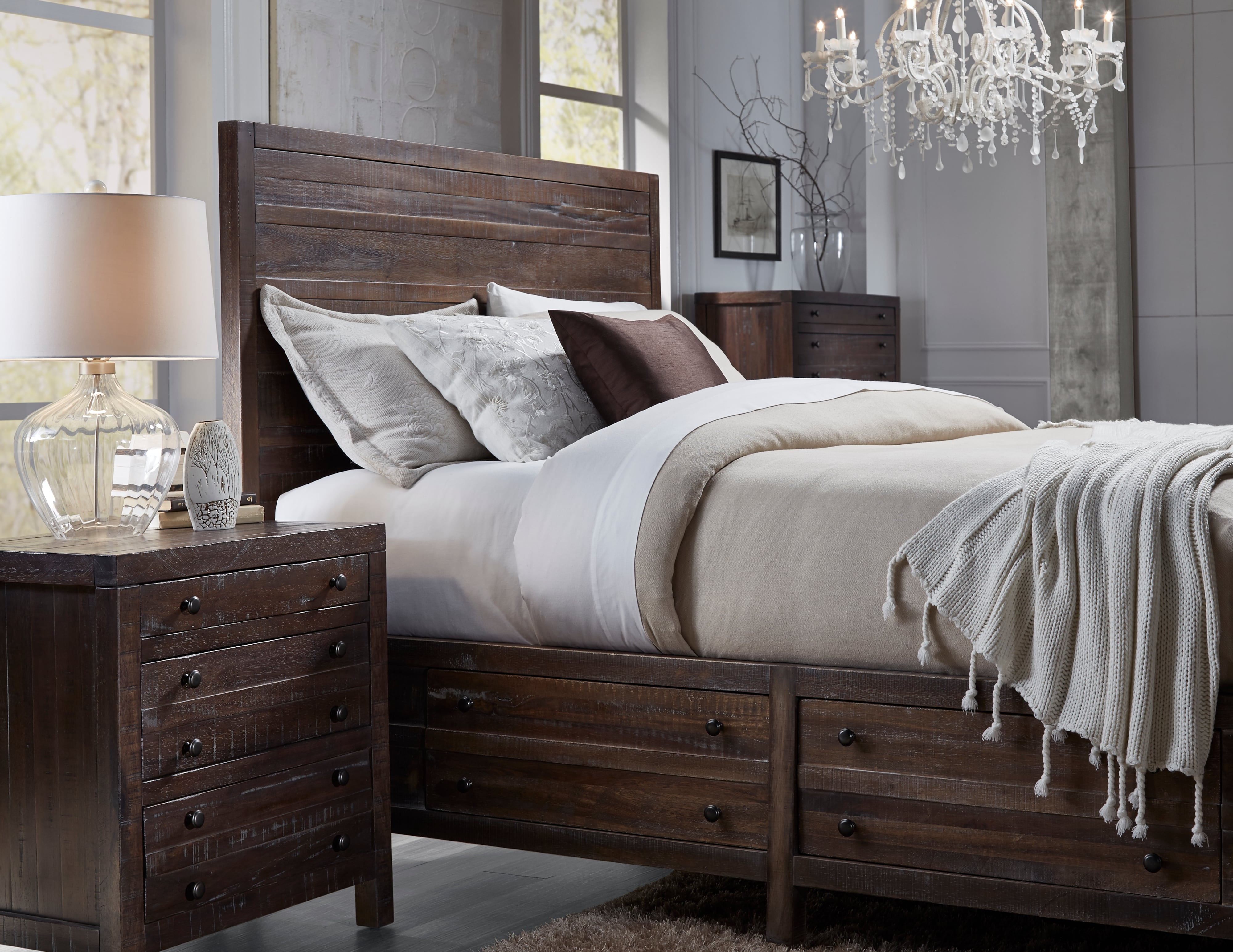 Modus Furniture Townsend Queen Storage Bed