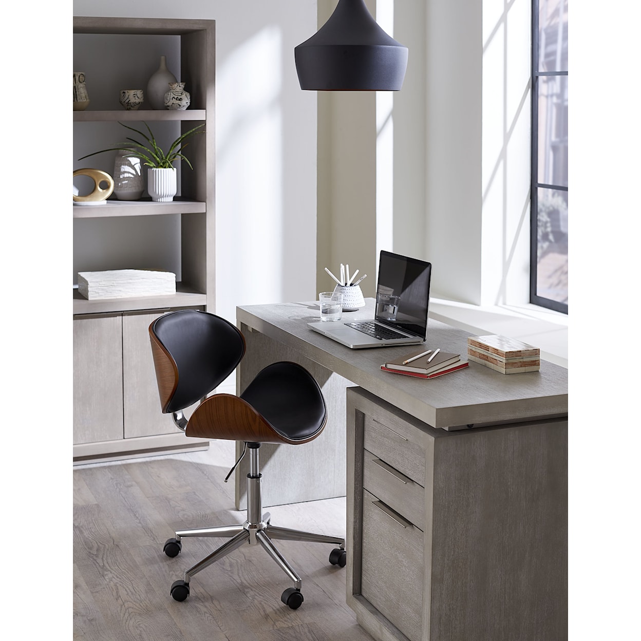 Modus International Oxford Single Pedestal Desk