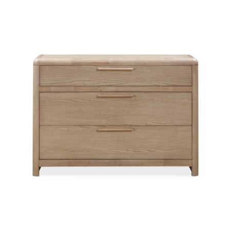 Bachelor's Chest