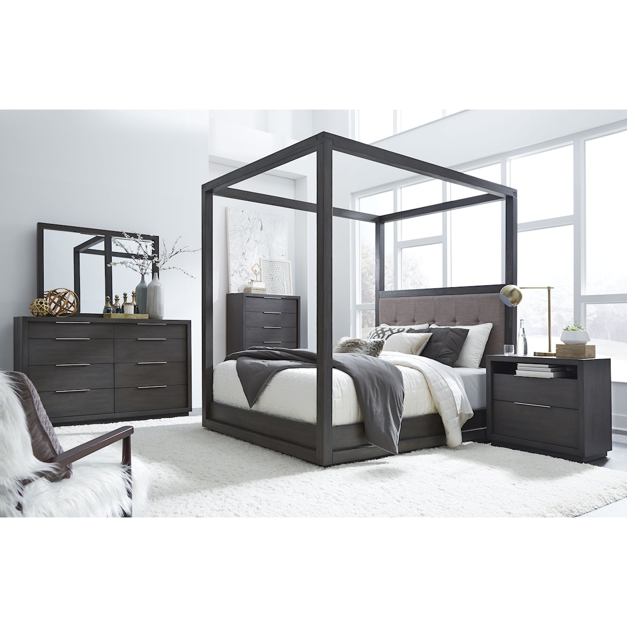 Modus International Oxford Full Canopy Bed