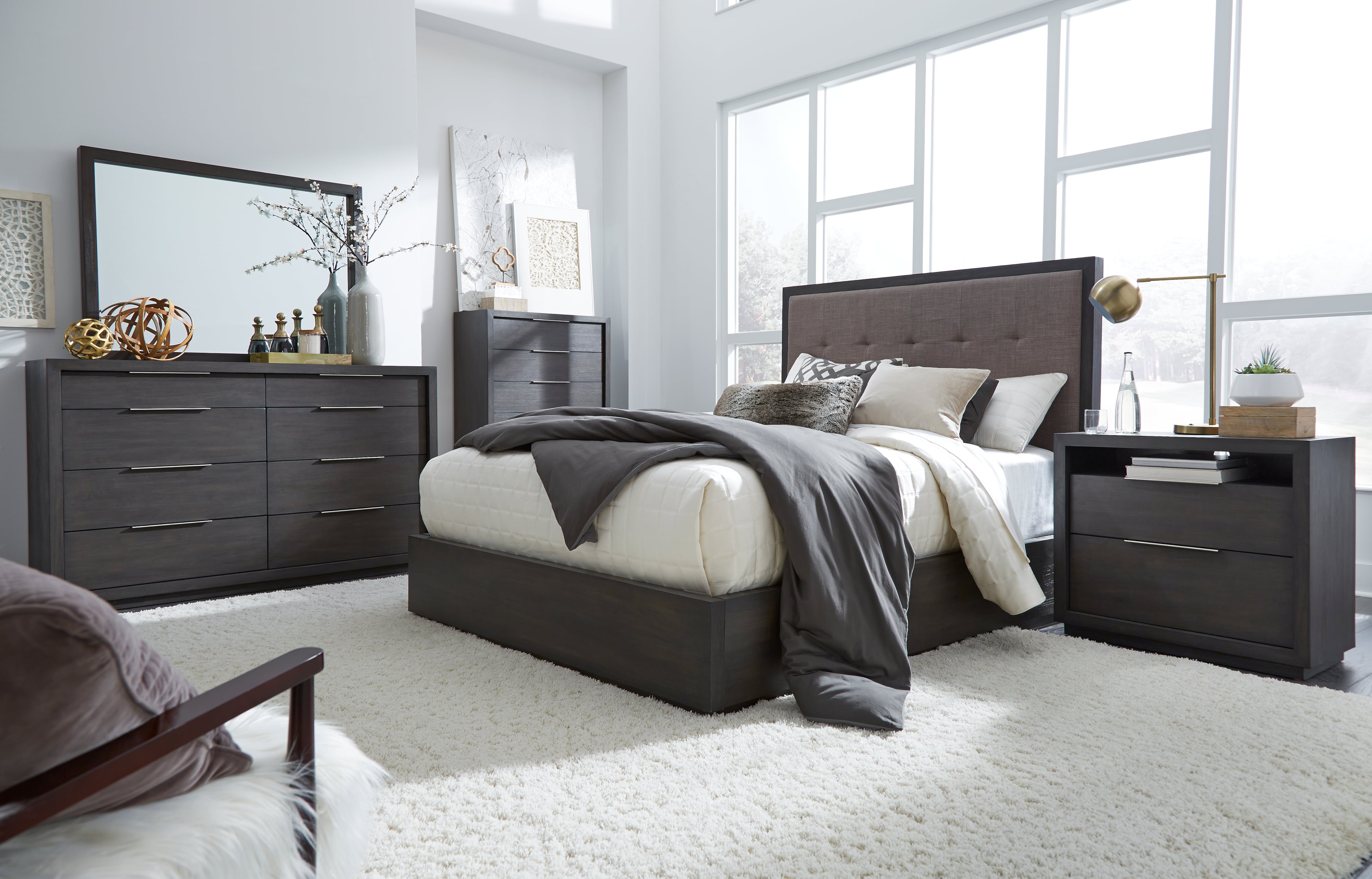 Modus Furniture Oxford Queen Platform Bed