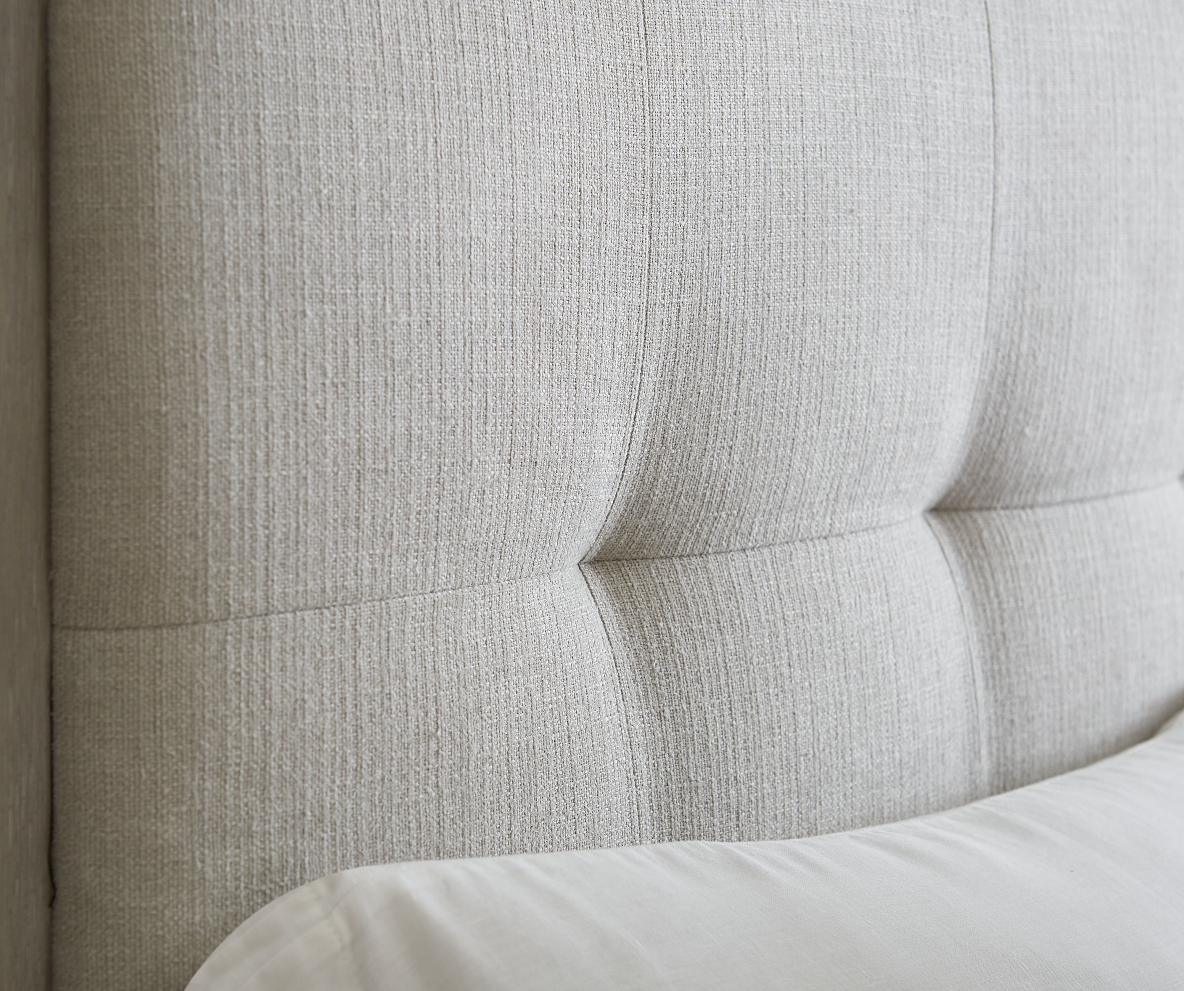 Modus Furniture Oxford King Storage Bed