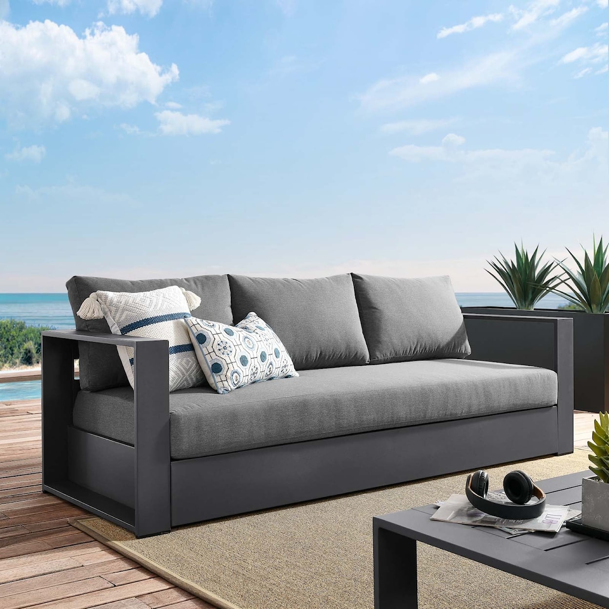 Modway Tahoe Tahoe Outdoor  Sofa