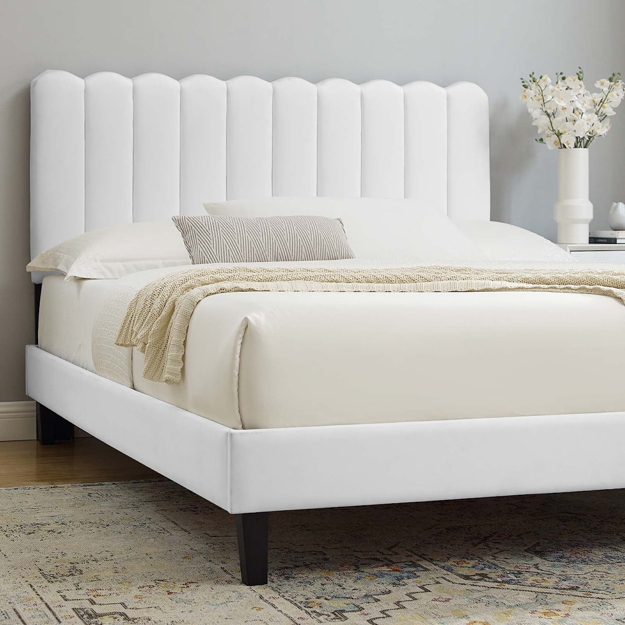 Modway Reagan Reagan King Velvet Platform Bed