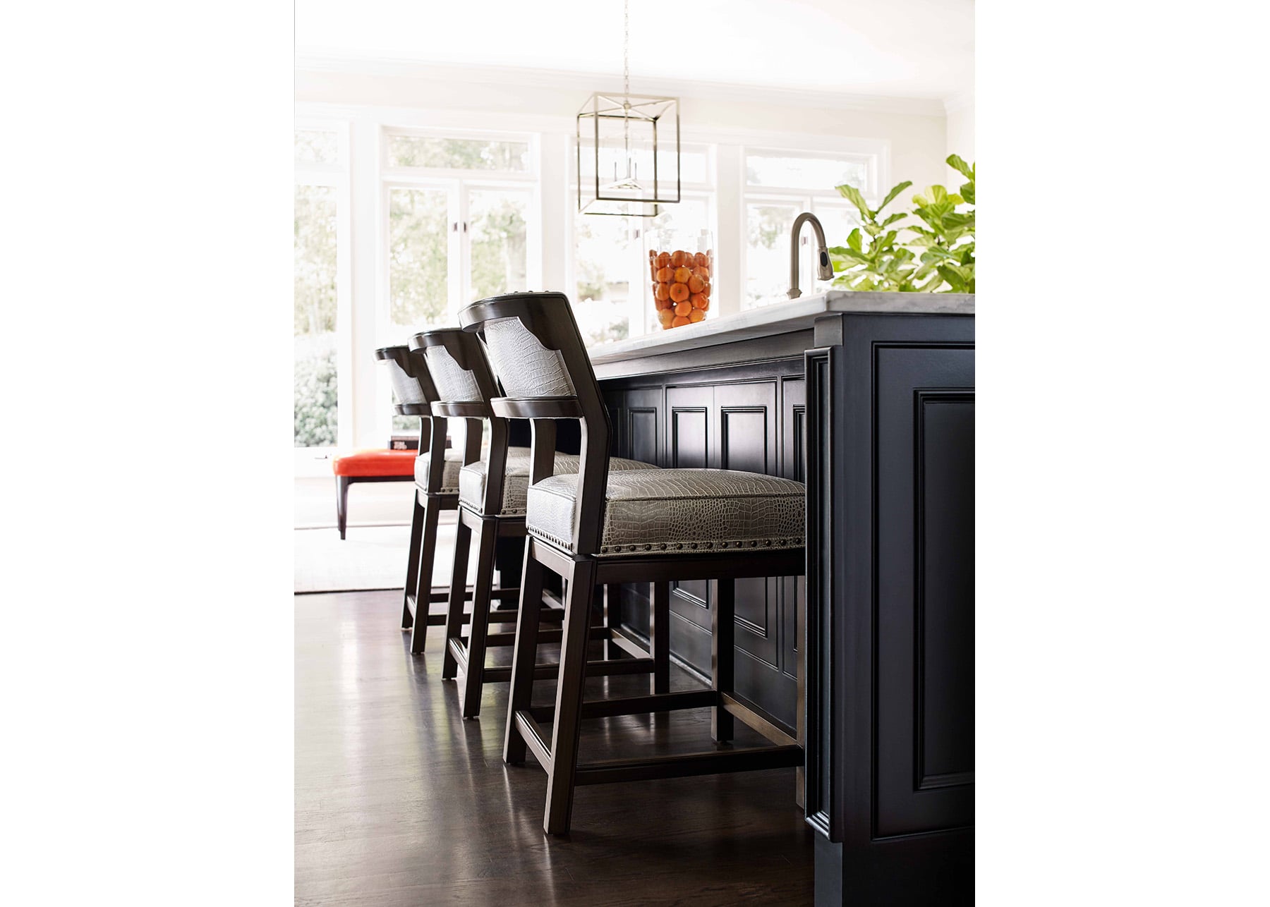 Steele Farm Swivel Bar Stool