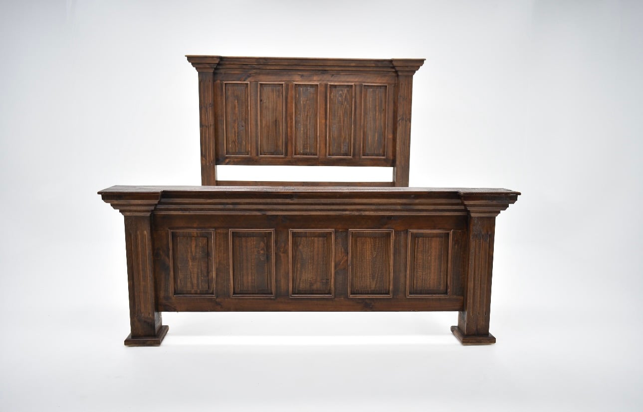 Vintage Chalet Chalet Walnut Panel Queen Bed