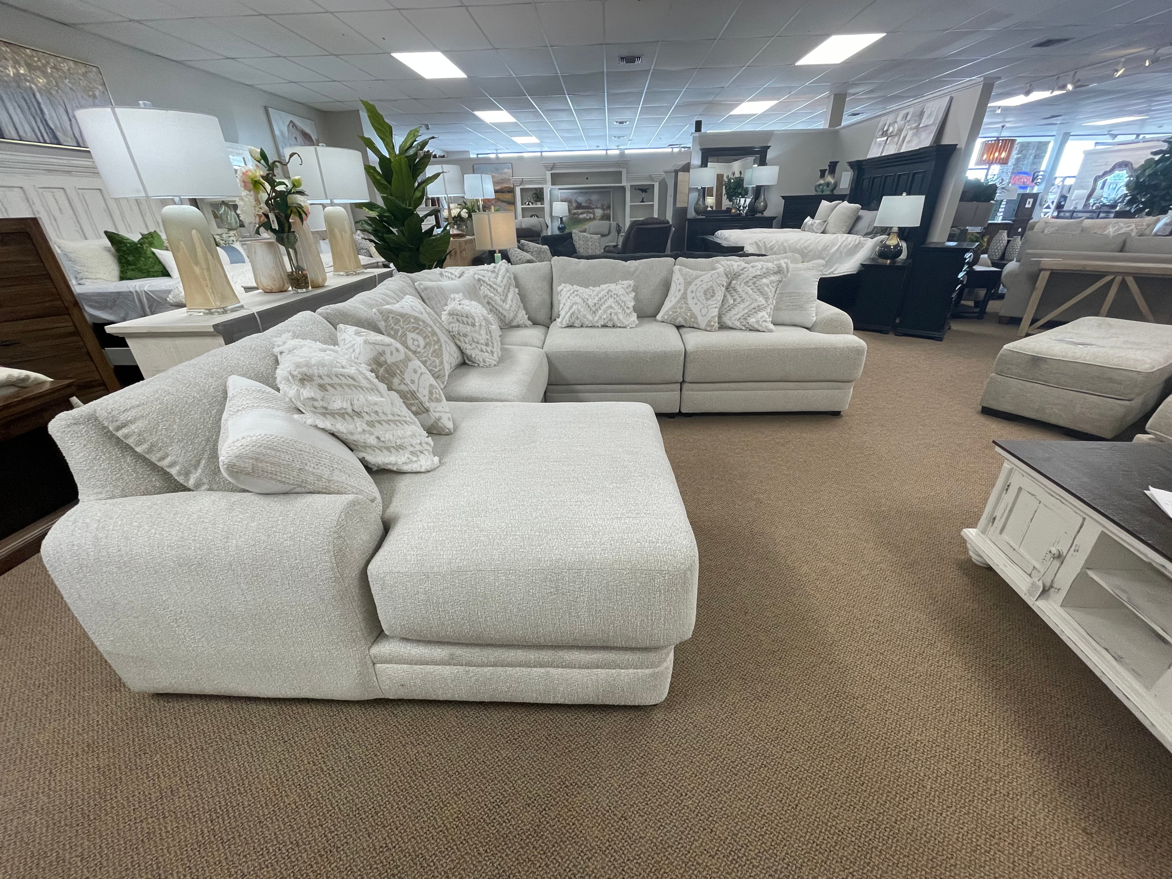 Hailey-Ecru Sectional Sofa