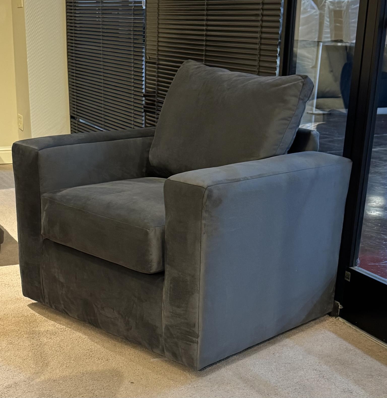 Pamela Cumulus Swivel