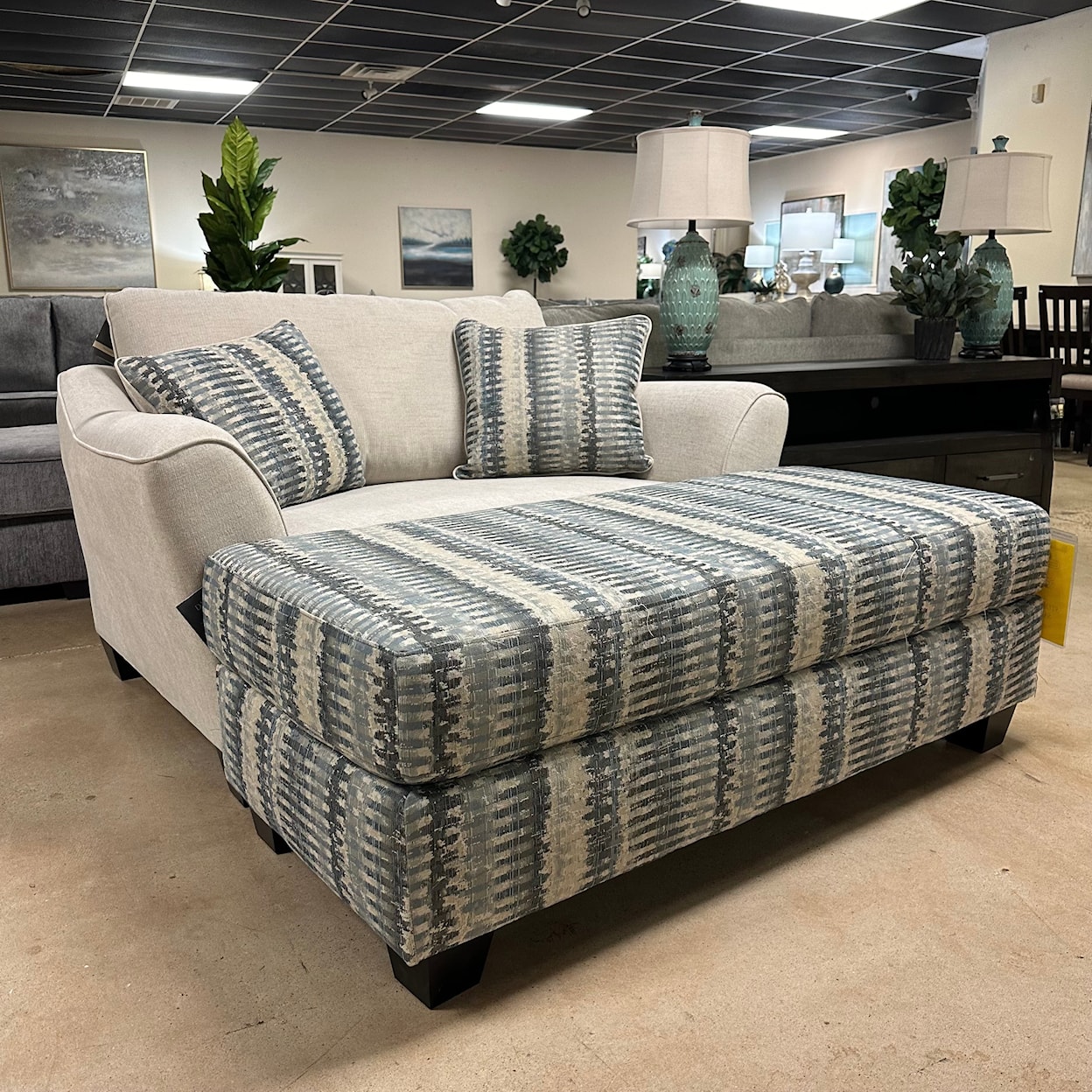 Dallas Sofa Company ALICE Alice Ottoman