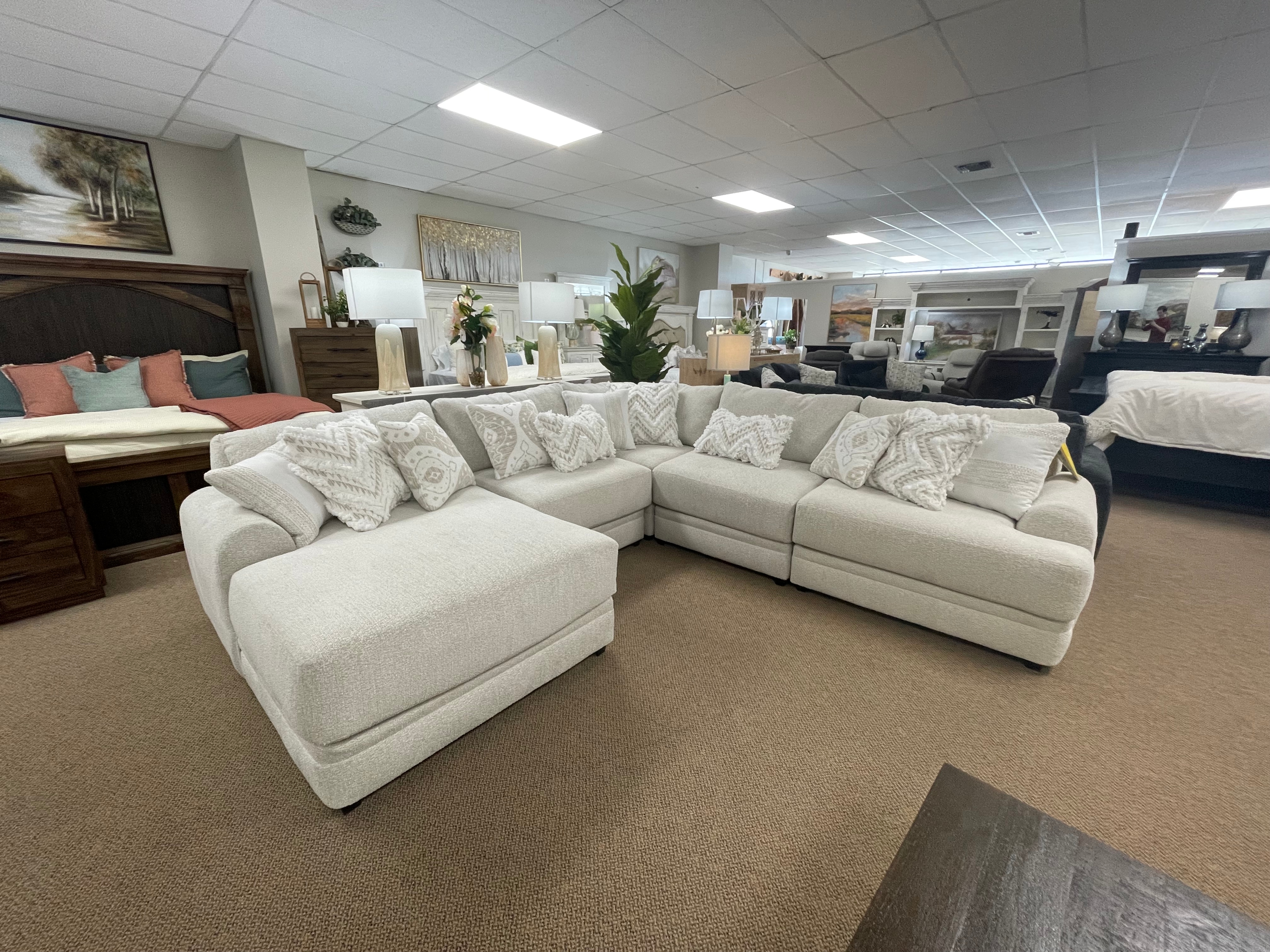 Hailey-Ecru Sectional Sofa