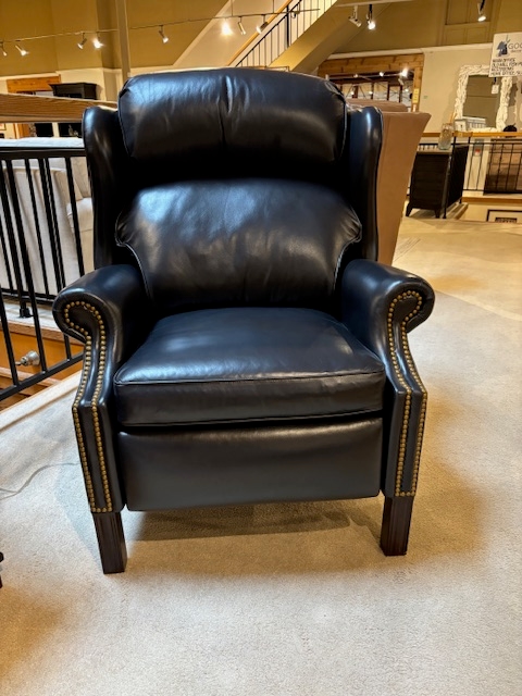 Woodbridge Recliner