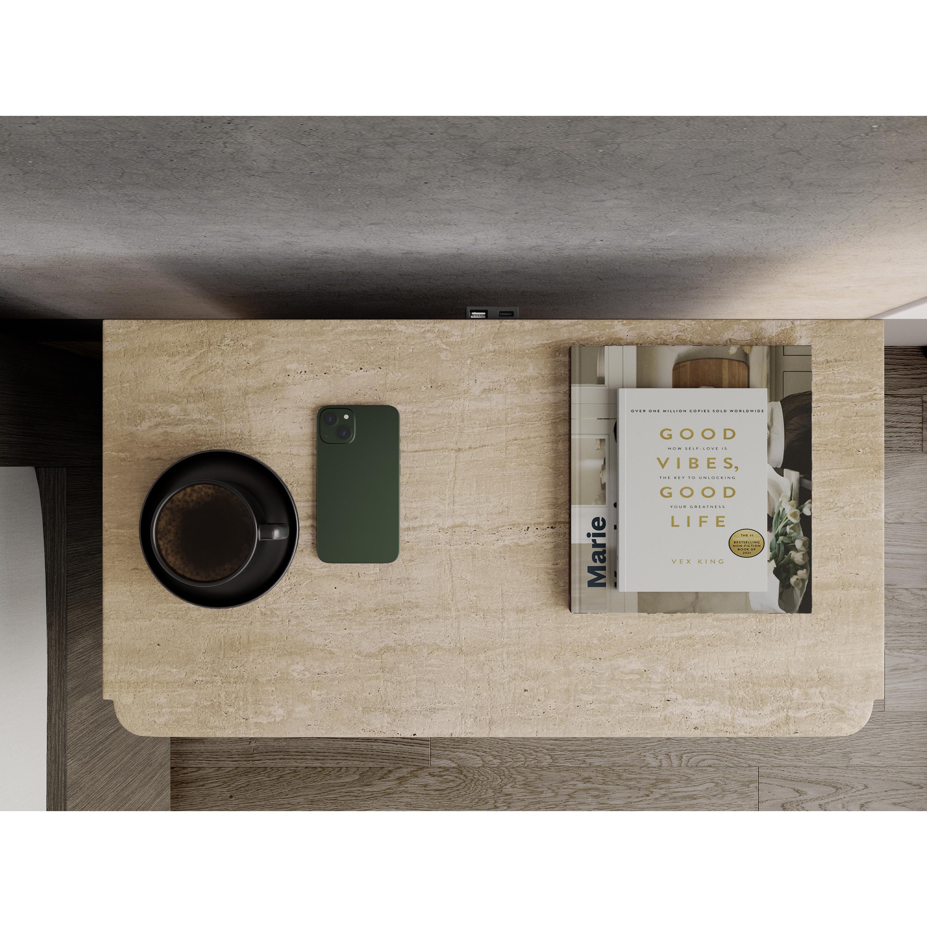 Riverside Furniture Sariel 3-Drawer Nightstand