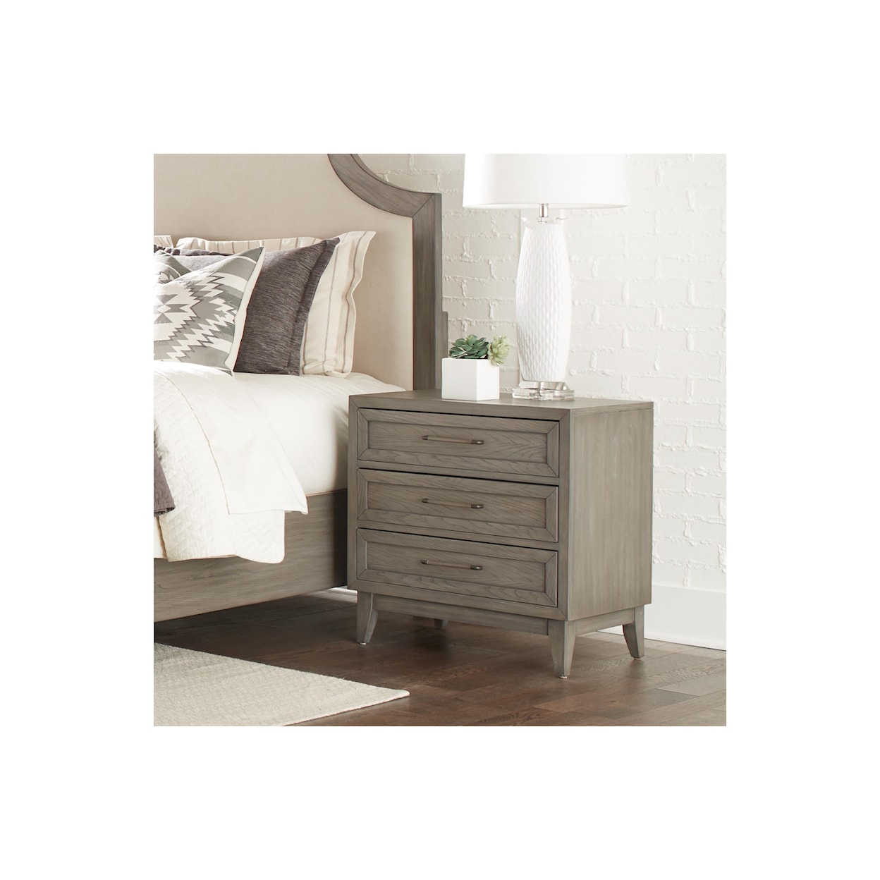 Riverside Furniture Vogue 3-Drawer Nightstand