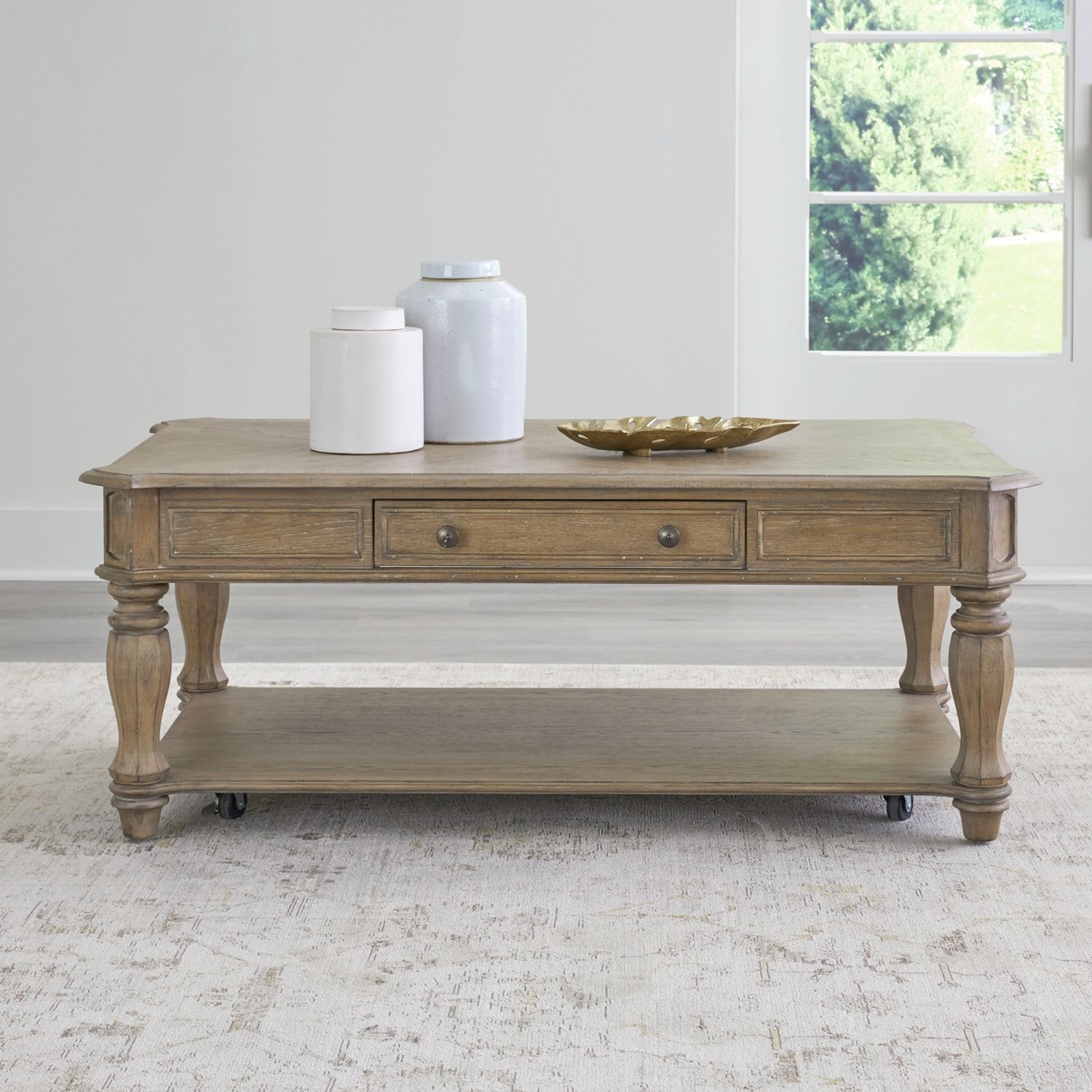 Liberty Furniture Magnolia Manor Rectangular Cocktail Table