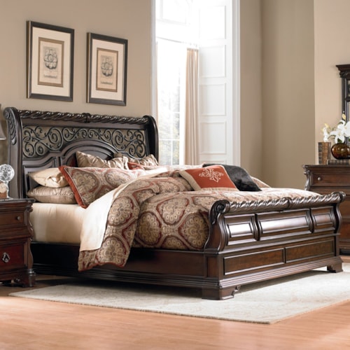 Traditional 3-Piece Bedroom Set