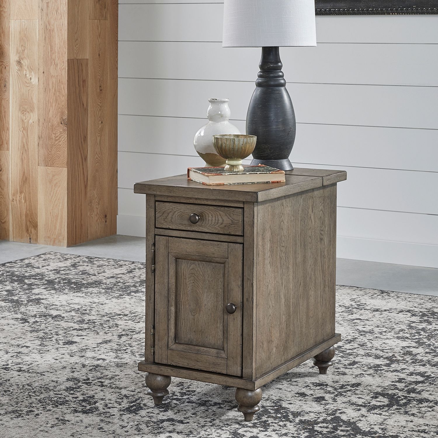 Liberty Furniture Americana Farmhouse Single-Door Chairside Table