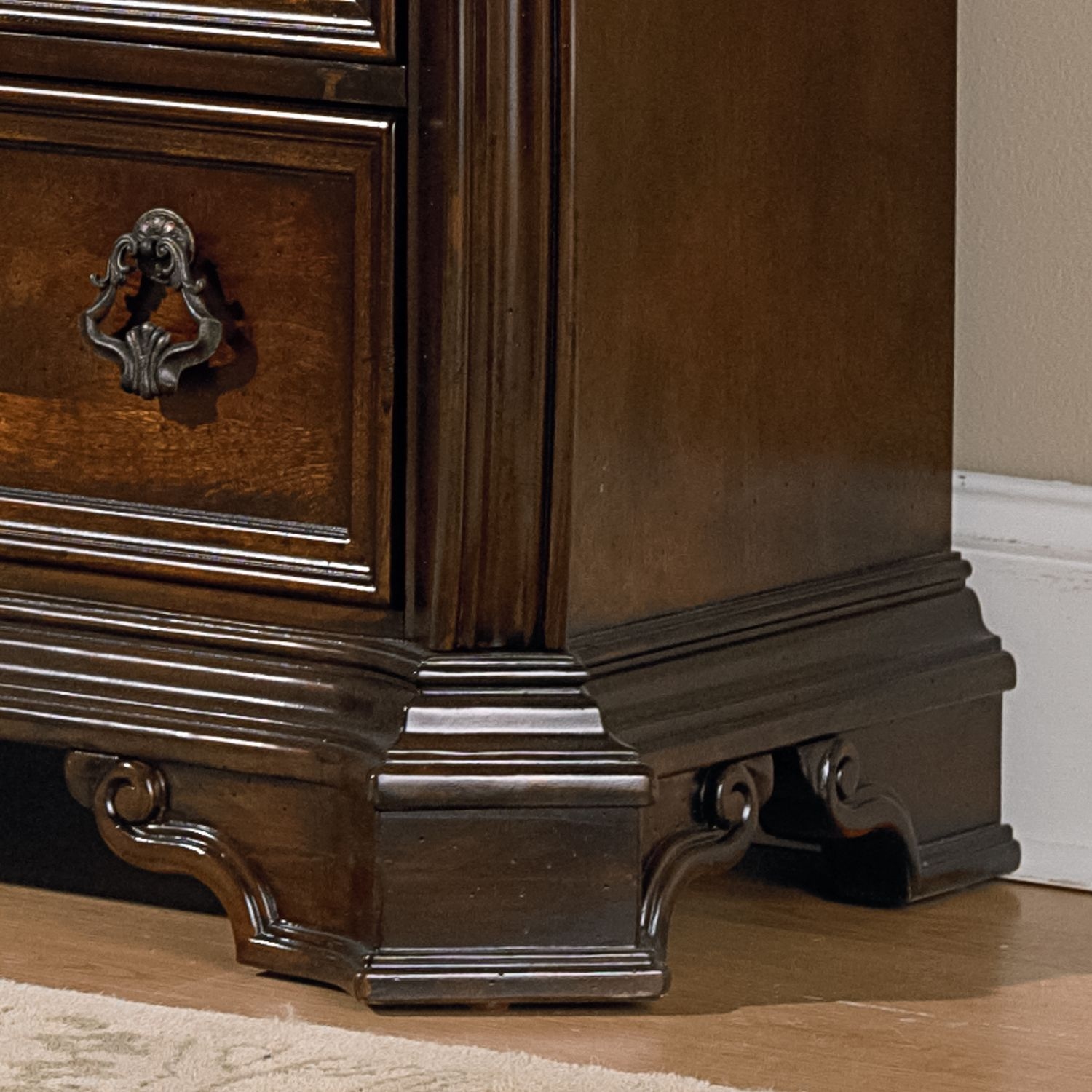 Liberty Furniture Arbor Place 6-Drawer Chest