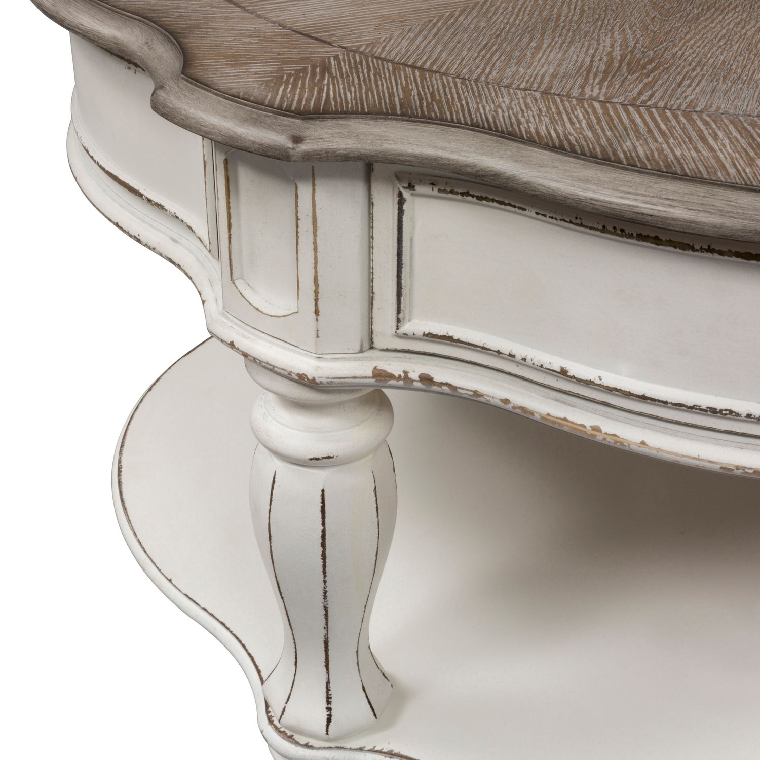 Liberty Furniture Magnolia Manor Round Cocktail Table