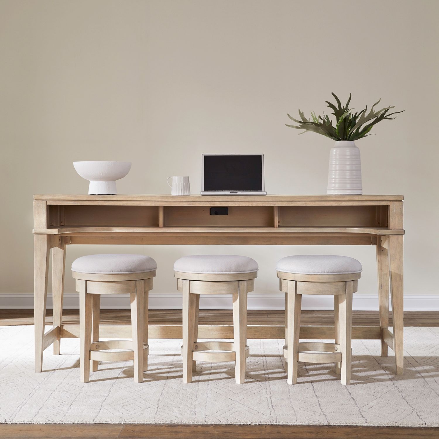 Liberty Furniture Brentwood Console Table with 4 Stools