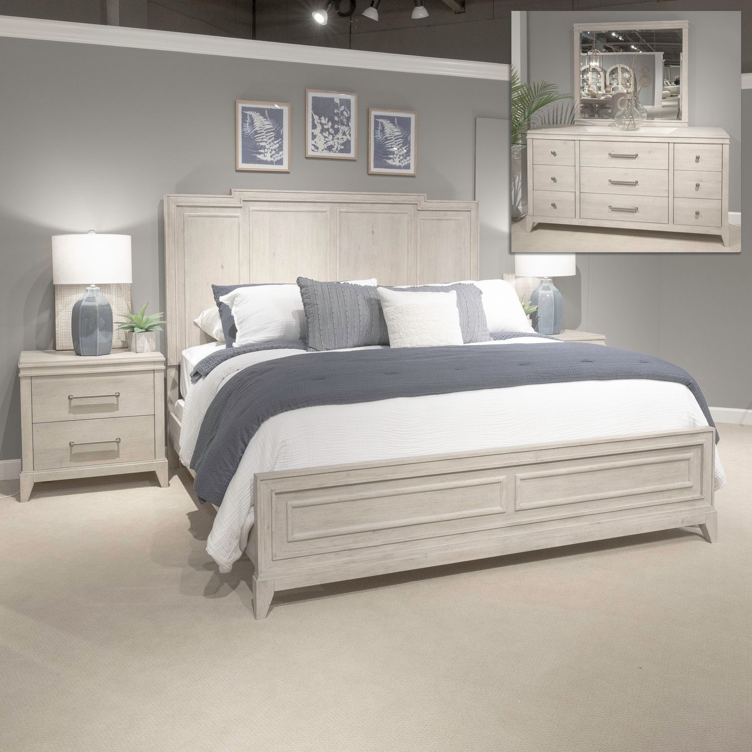 Liberty Furniture New Haven 4-Piece California King Panel Bedroom Set