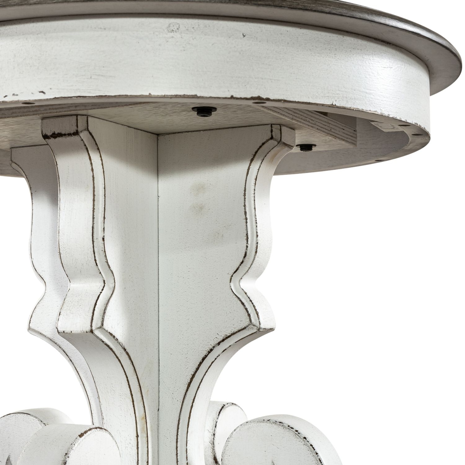 Liberty Furniture Magnolia Manor Round End Table