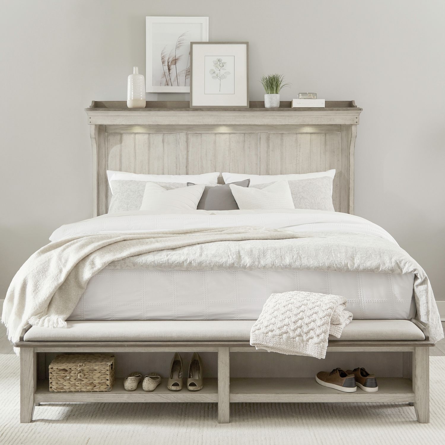 Liberty Furniture Ivy Hollow Queen Mantle Storage Bed
