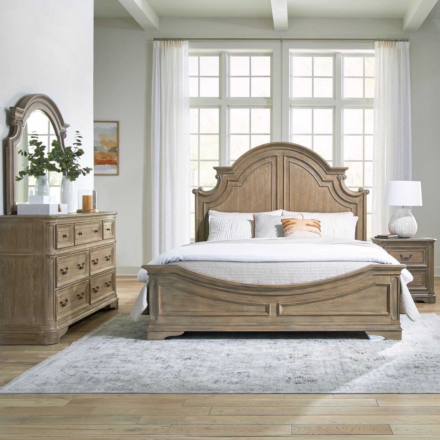 Liberty Furniture Magnolia Manor 4-Piece Queen Bedroom Set