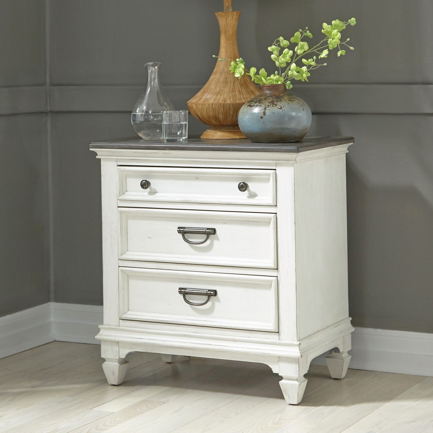 Liberty Furniture Allyson Park 3-Drawer Nightstand