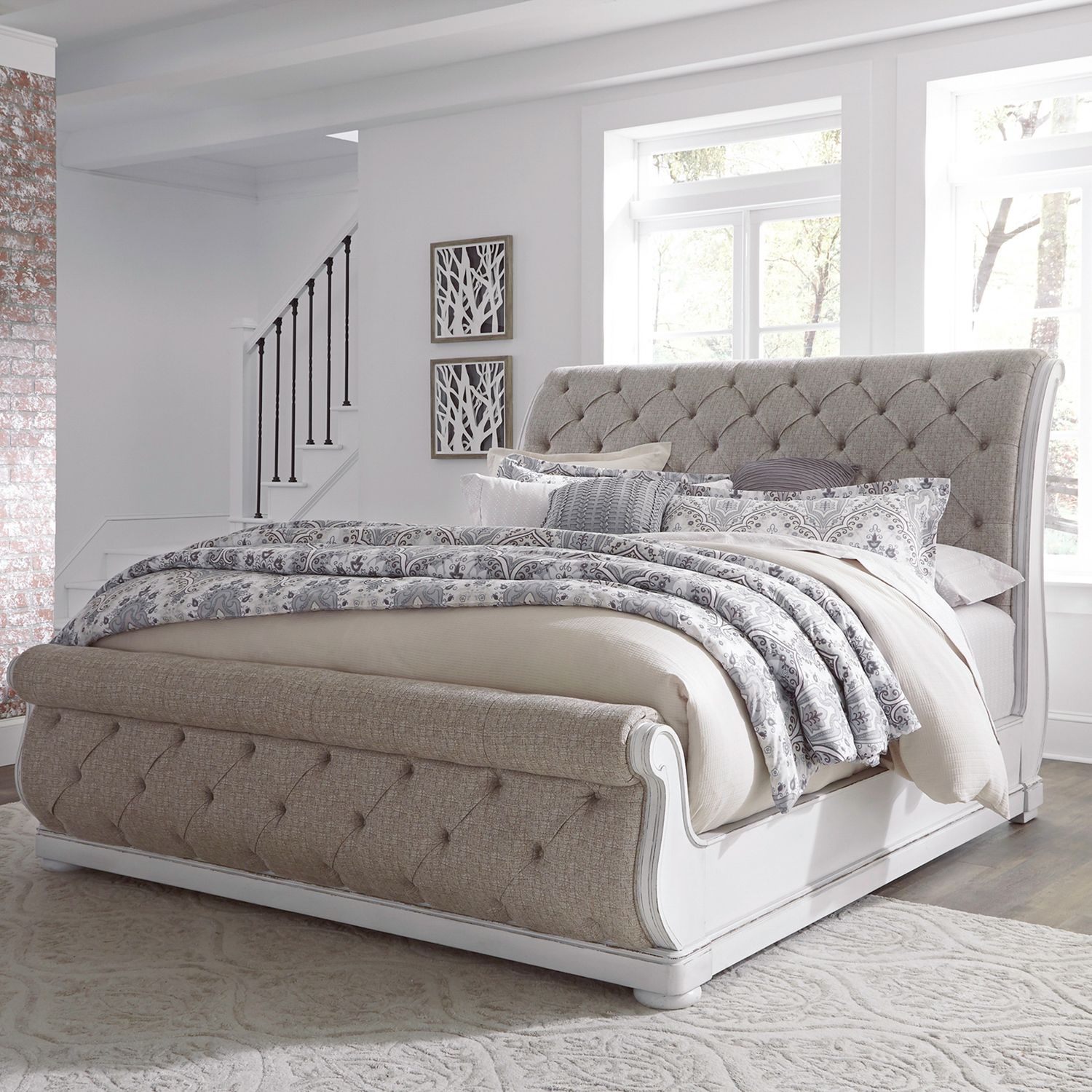Liberty Furniture Magnolia Manor California King Upholstered Sleigh Bed