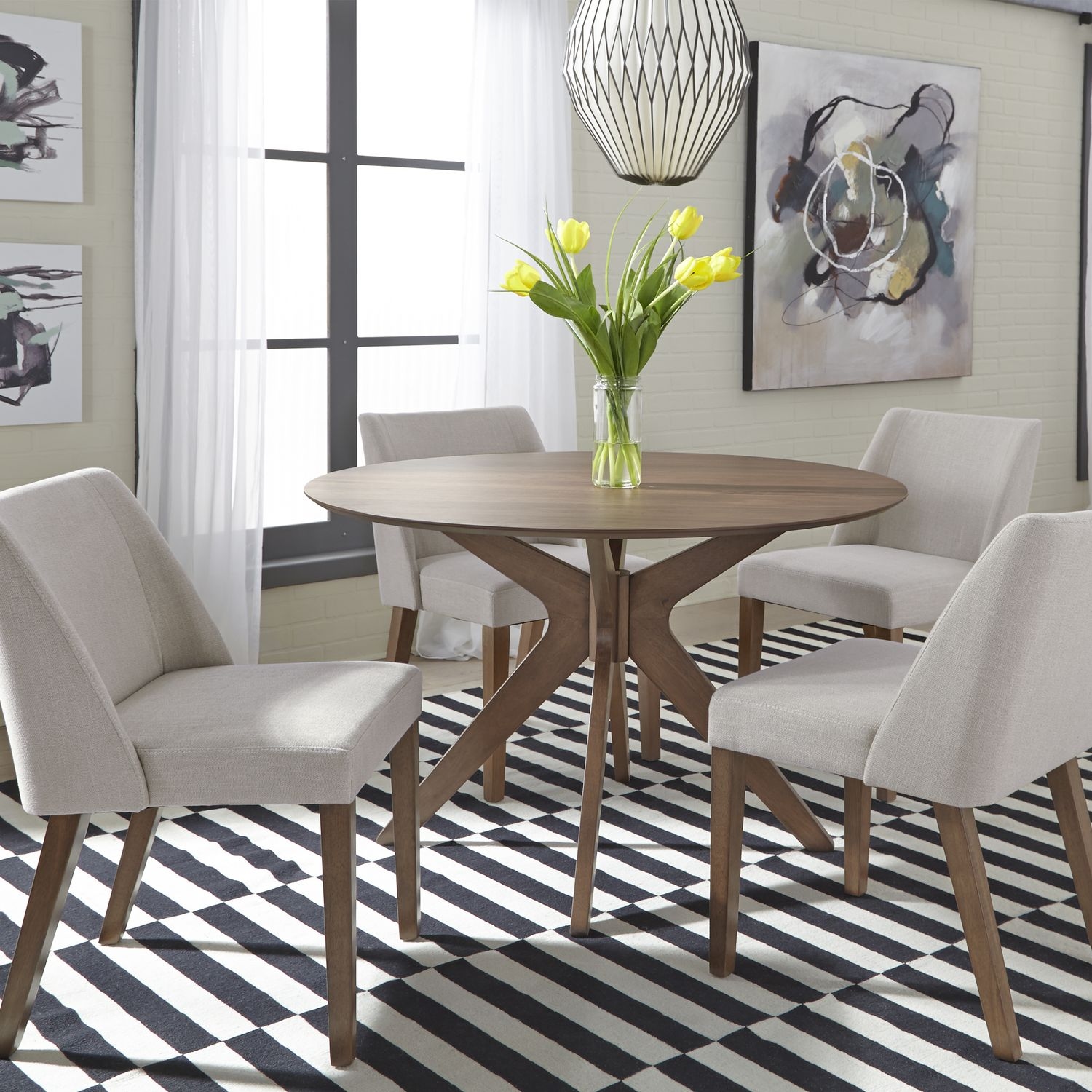 East Brooke Space Savers Round Pedestal Dining Table