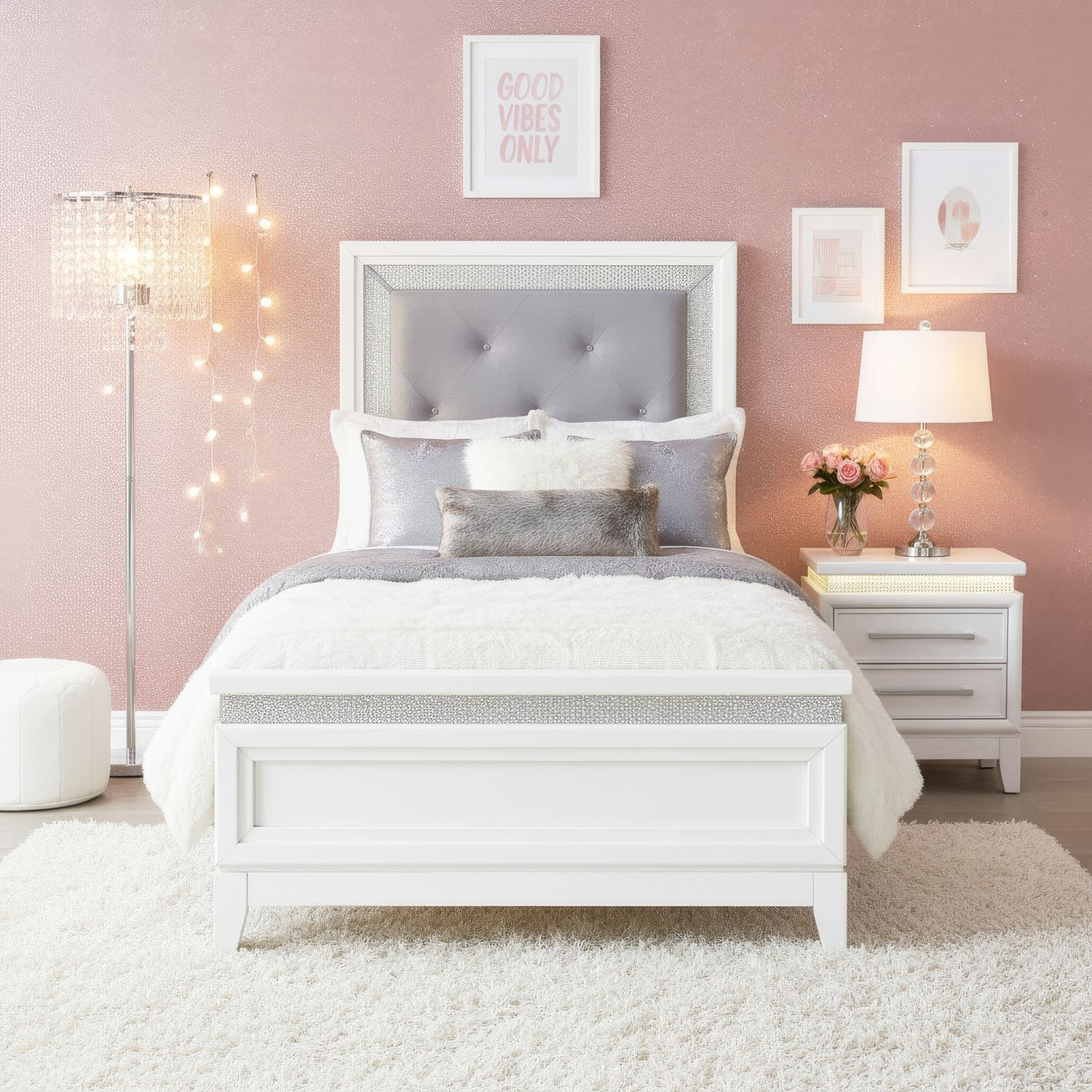 Liberty Furniture Reflections Twin Upholstered Bed