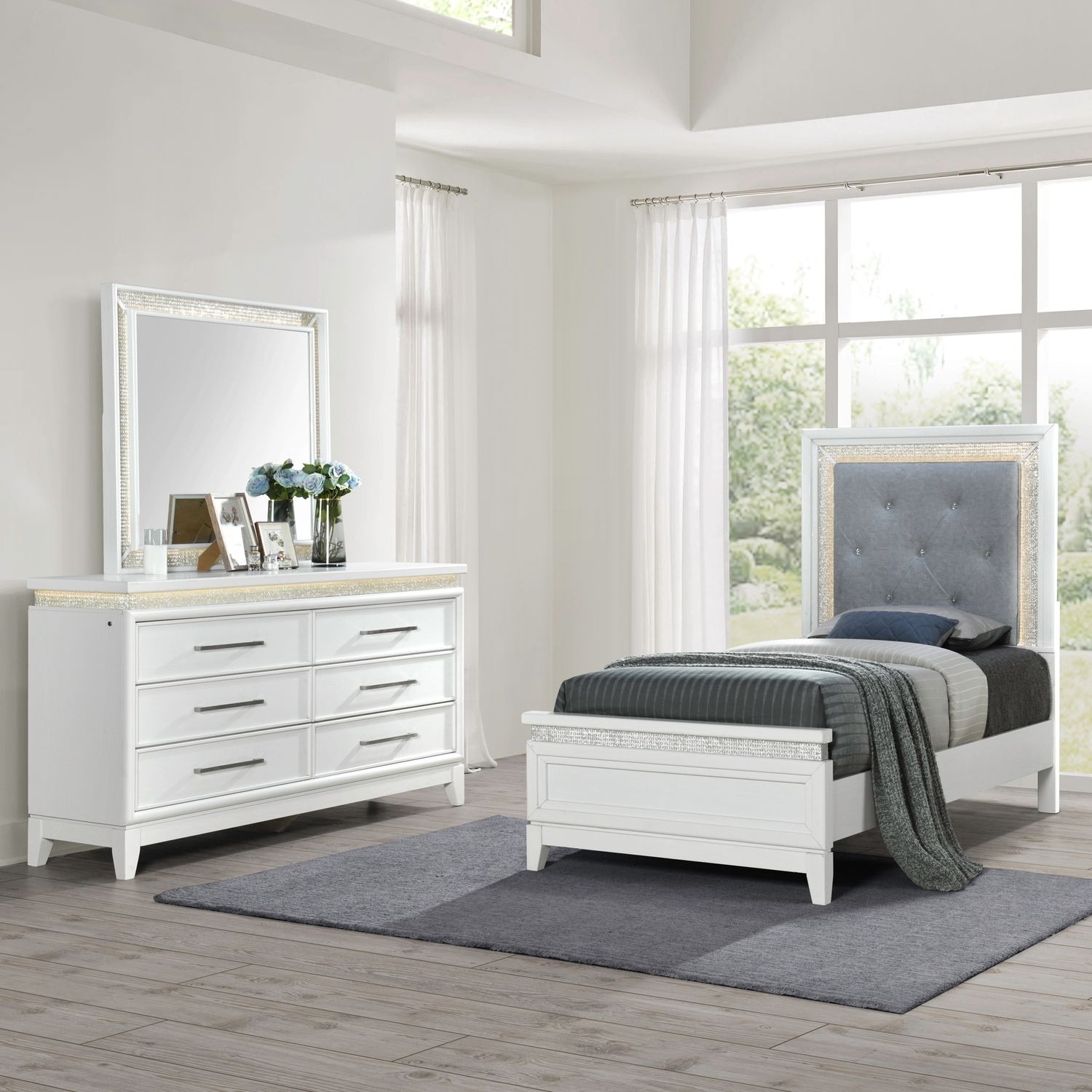 4-Piece Full Upholstered Bedroom Set