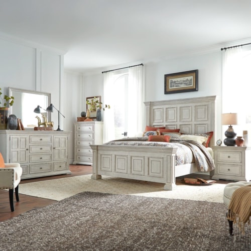 Relaxed Vintage 5-pc. Queen Panel Bedroom Set