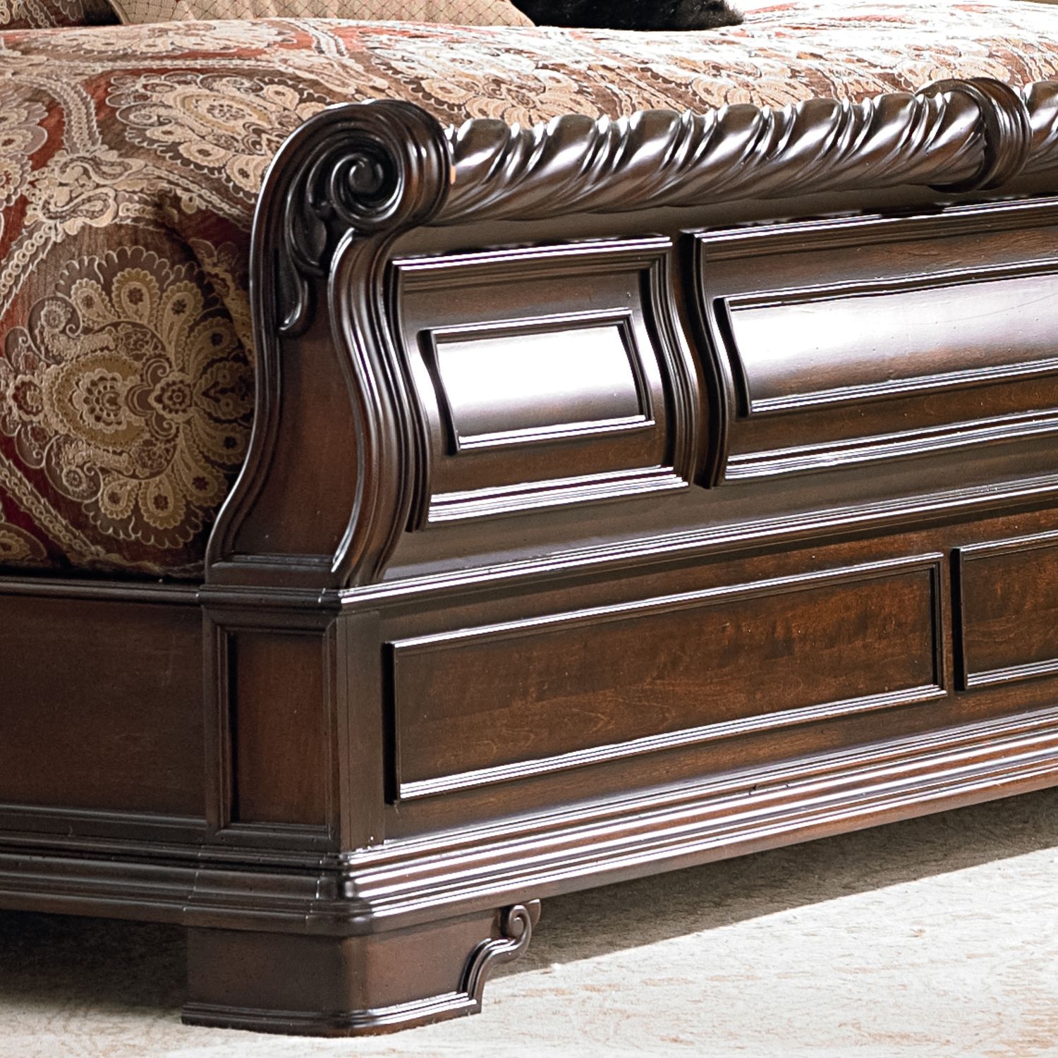 Liberty Furniture Arbor Place Queen Sleigh Bed