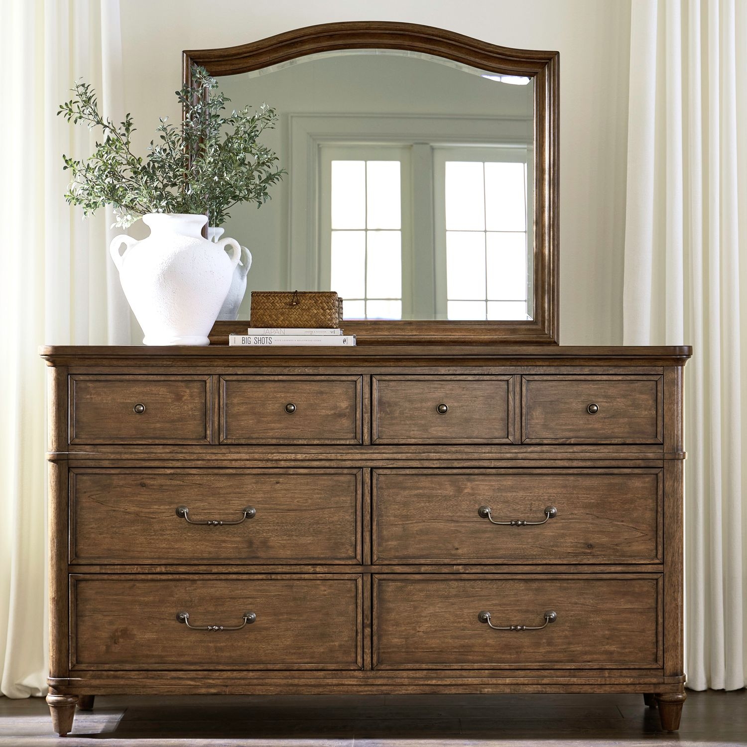 Dresser &amp; Mirror Set