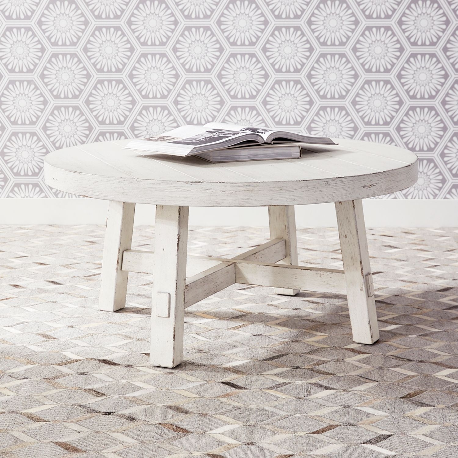Liberty Furniture Modern Farmhouse Splay Leg Round Cocktail Table