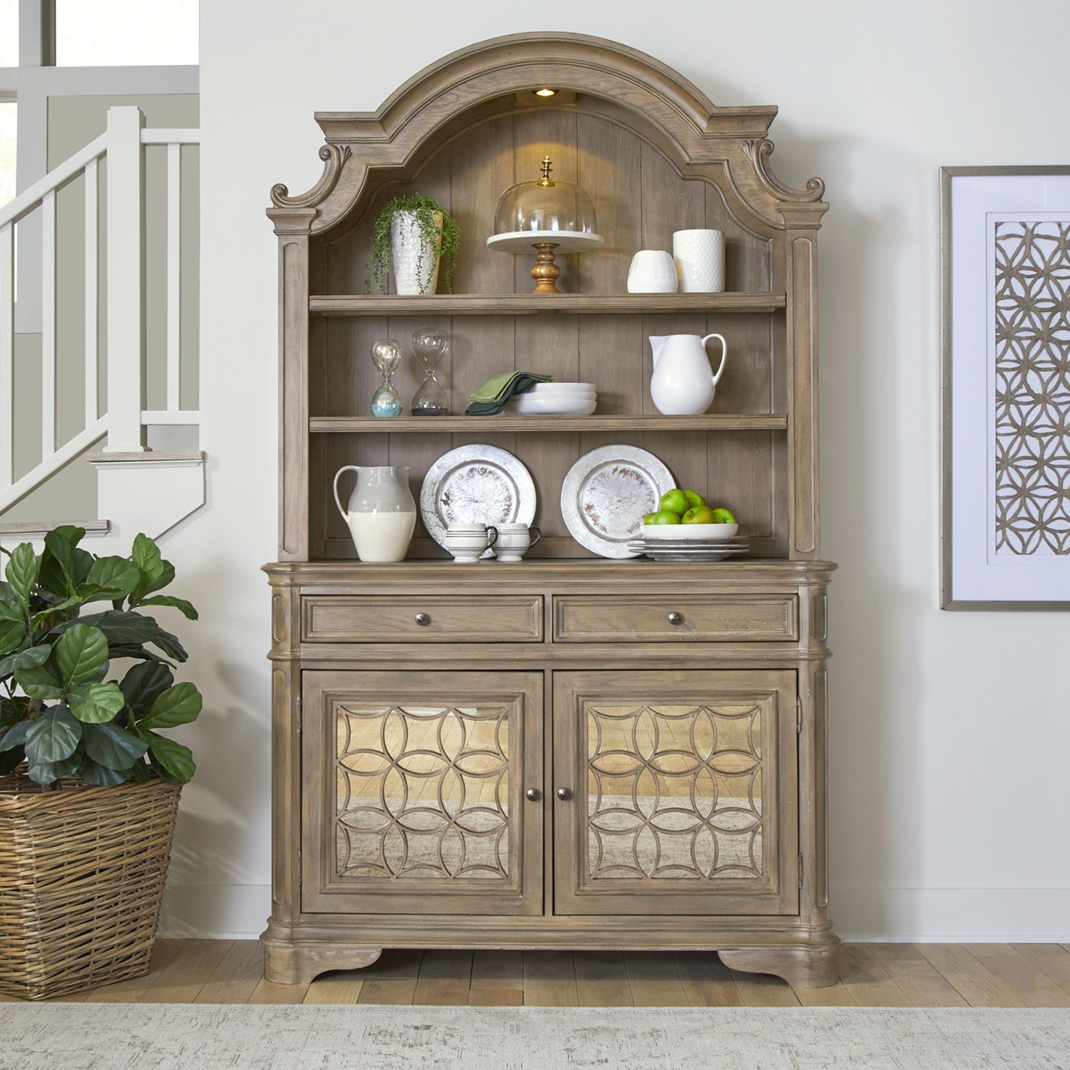 Liberty Furniture Magnolia Manor Hutch and Buffet