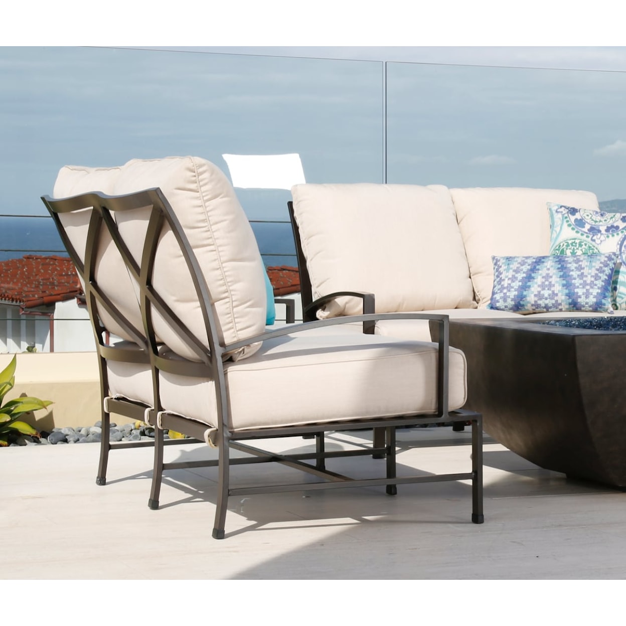 Sunset West La Jolla Upholstered Loveseat