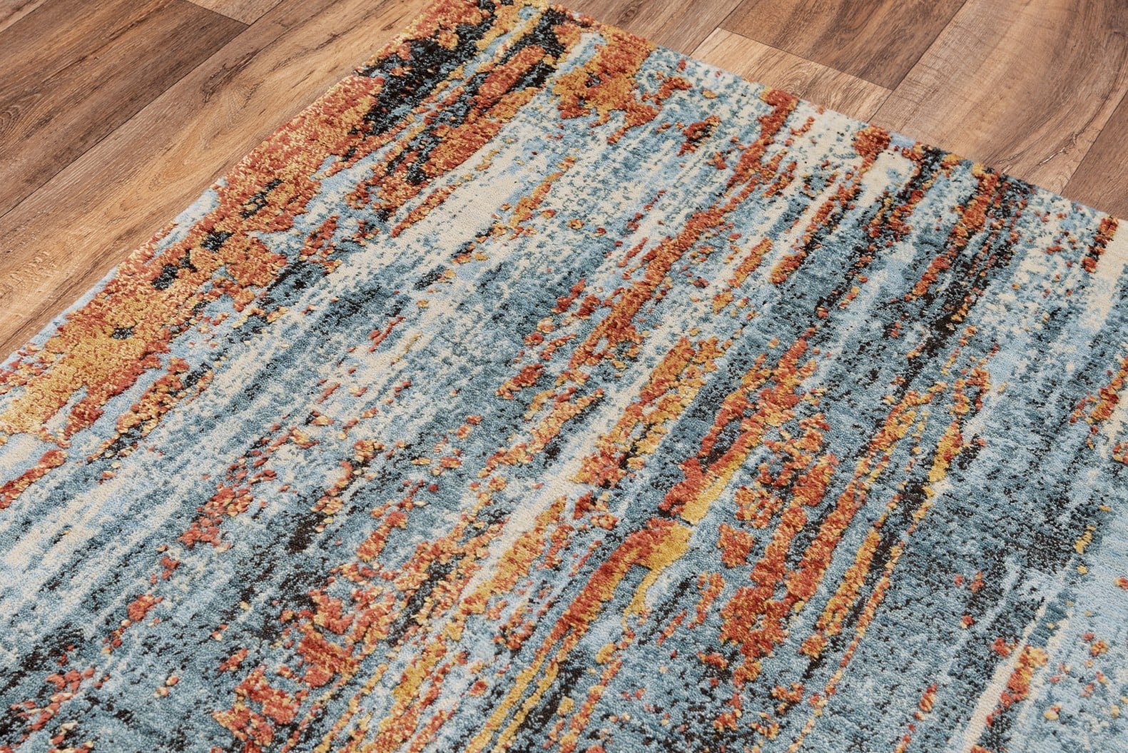 Blue Apricot 8 x 10 Rug