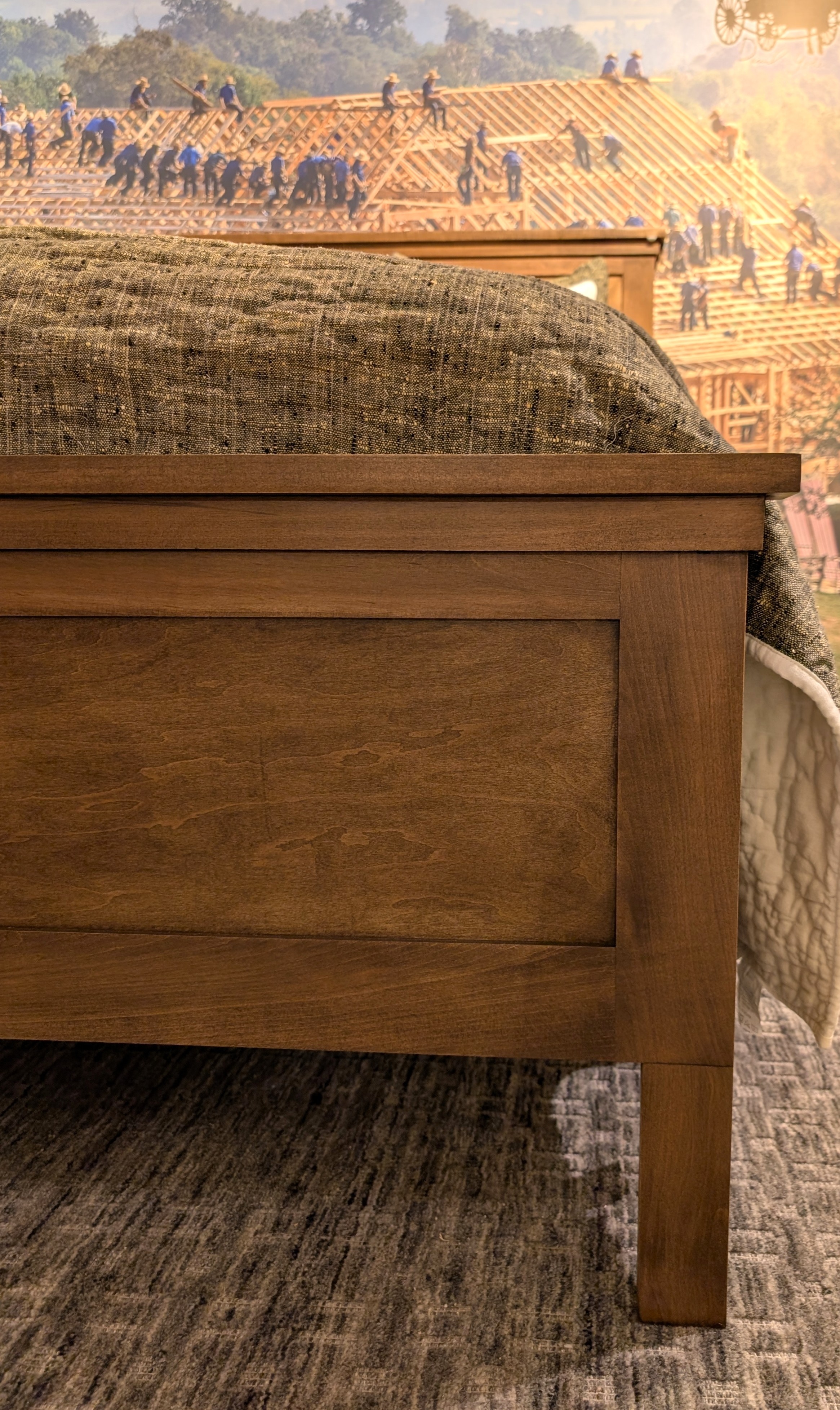 Panel King Bed