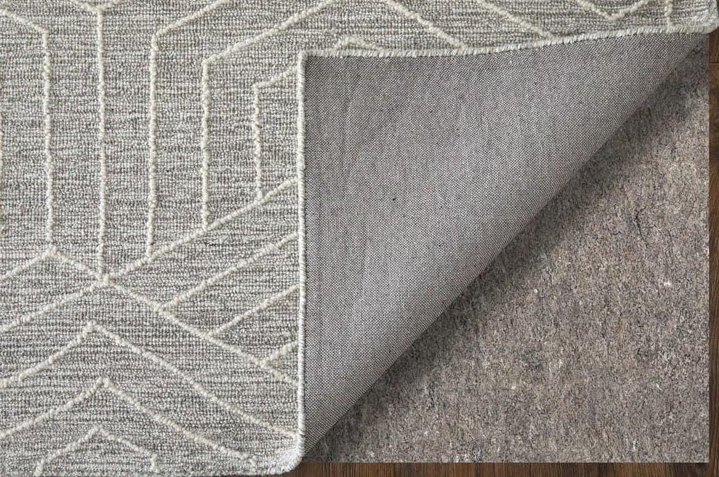 Gray and Ivory RUG 8X10