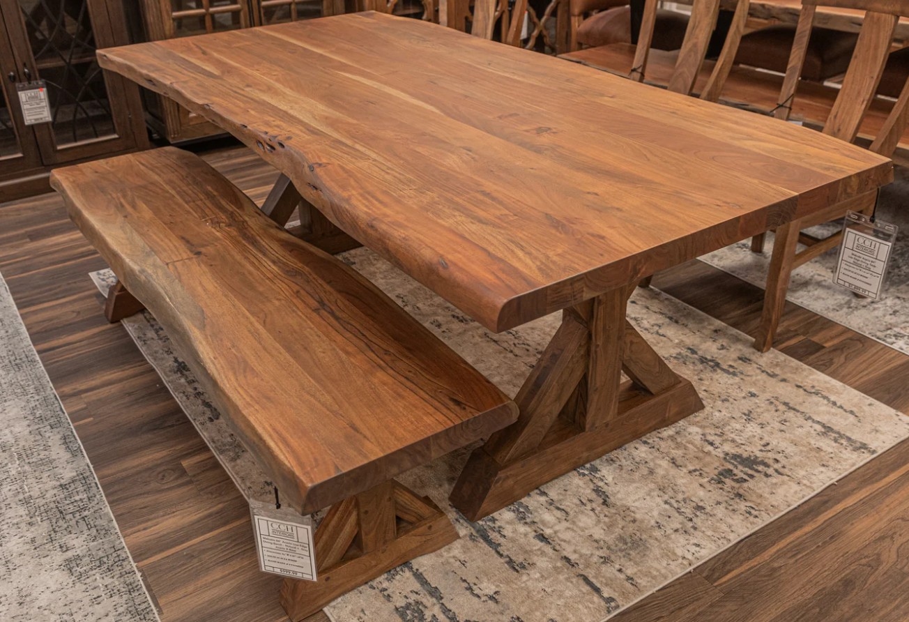 AVELLANAS 84" DINING TABLE
