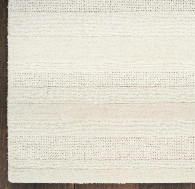 Ivory 7'9X9'9 Rug