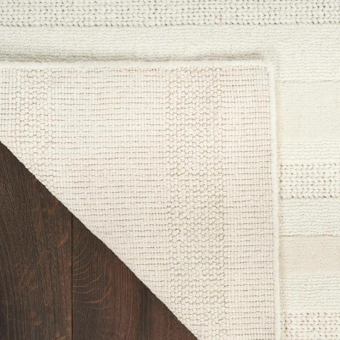 Ivory 7'9X9'9 Rug